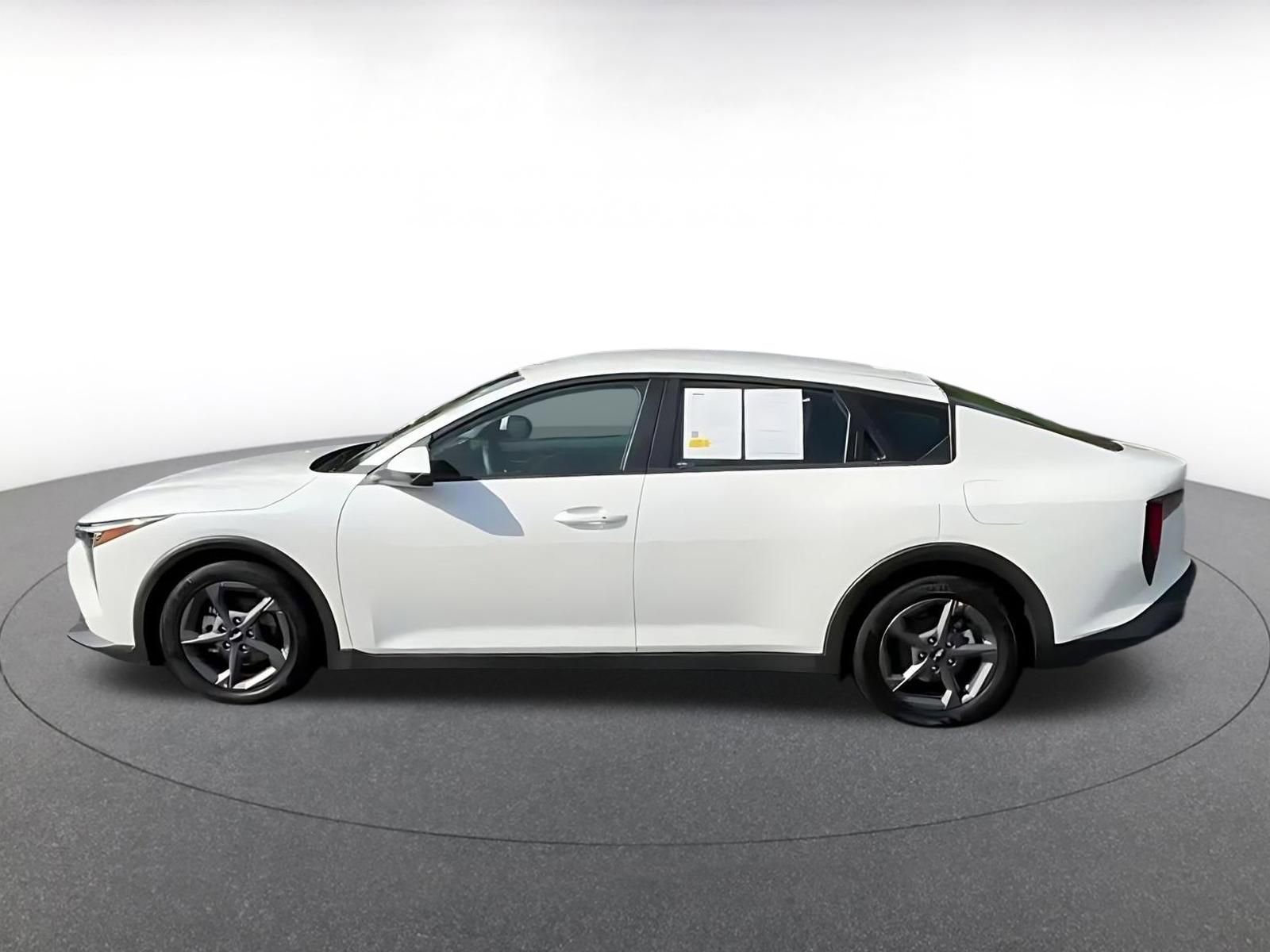 Used 2025 Kia K4 FWD image 8