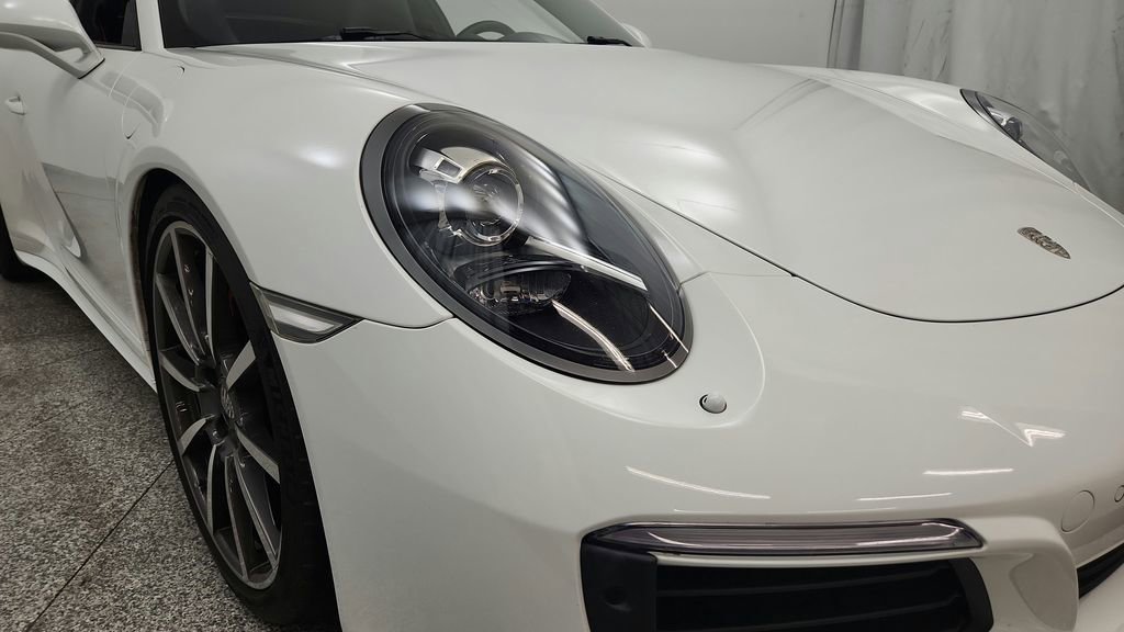 Used 2017 Porsche 911 Targa 4S AWD/4WD image 18