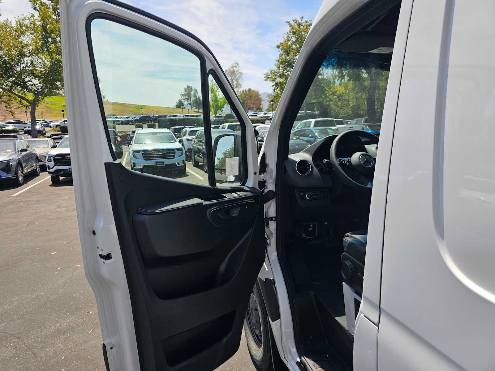 New 2026 Mercedes-Benz Sprinter 2500 image 18