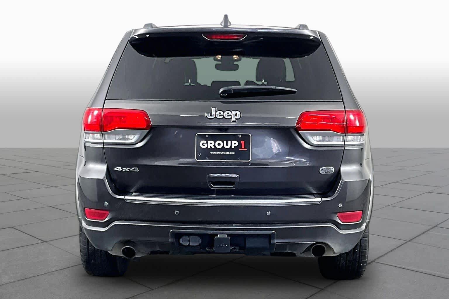 Used 2020 Jeep Grand Cherokee Overland AWD/4WD image 5