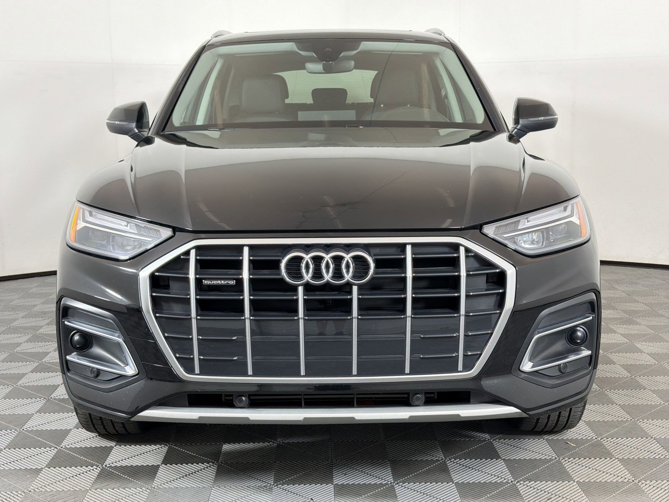 Used 2023 Audi Q5 2.0T Premium w/ Convenience Package AWD/4WD image 6