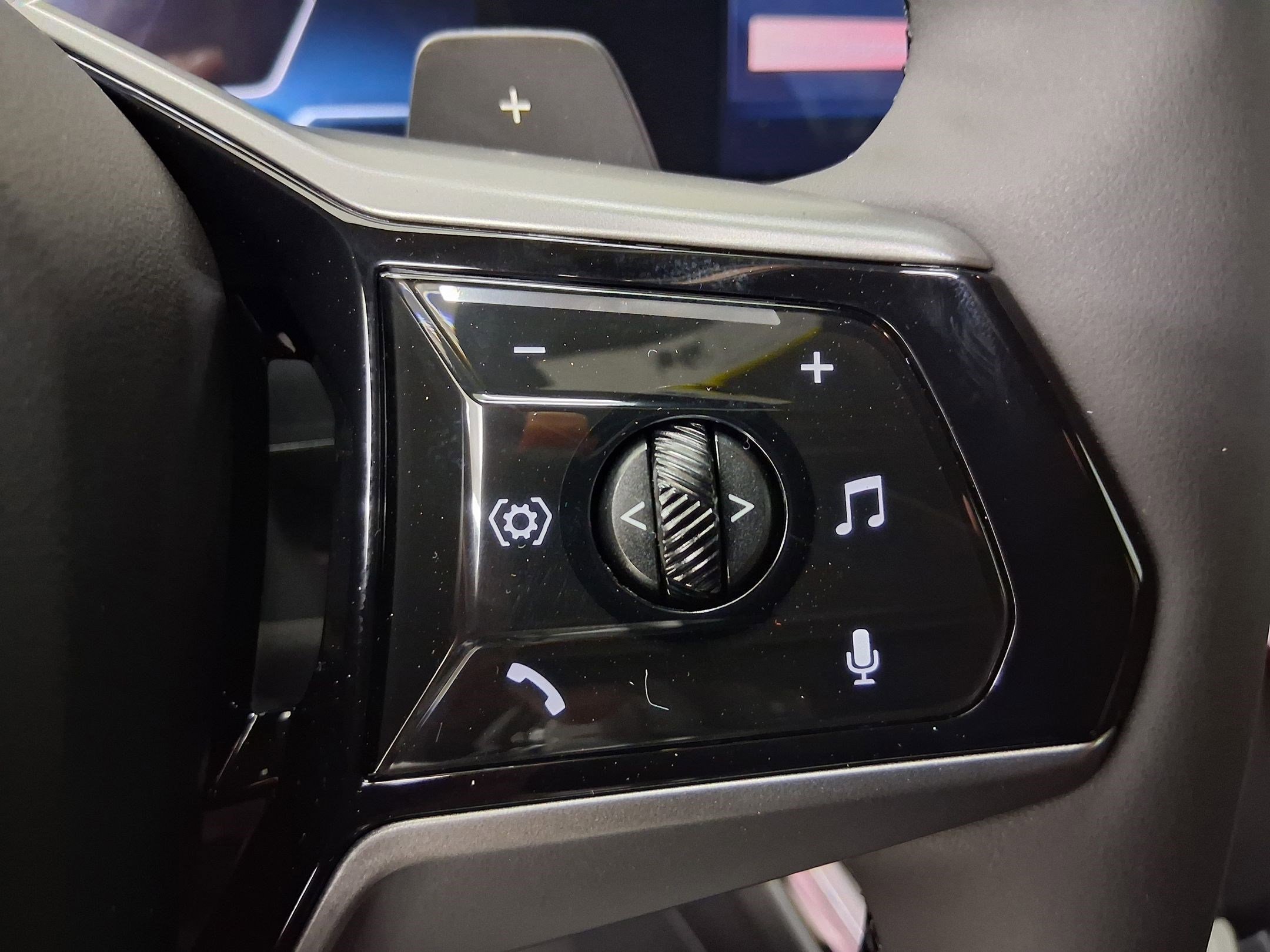 New 2026 BMW X3 xDrive30 w/ Convenience Package image 22