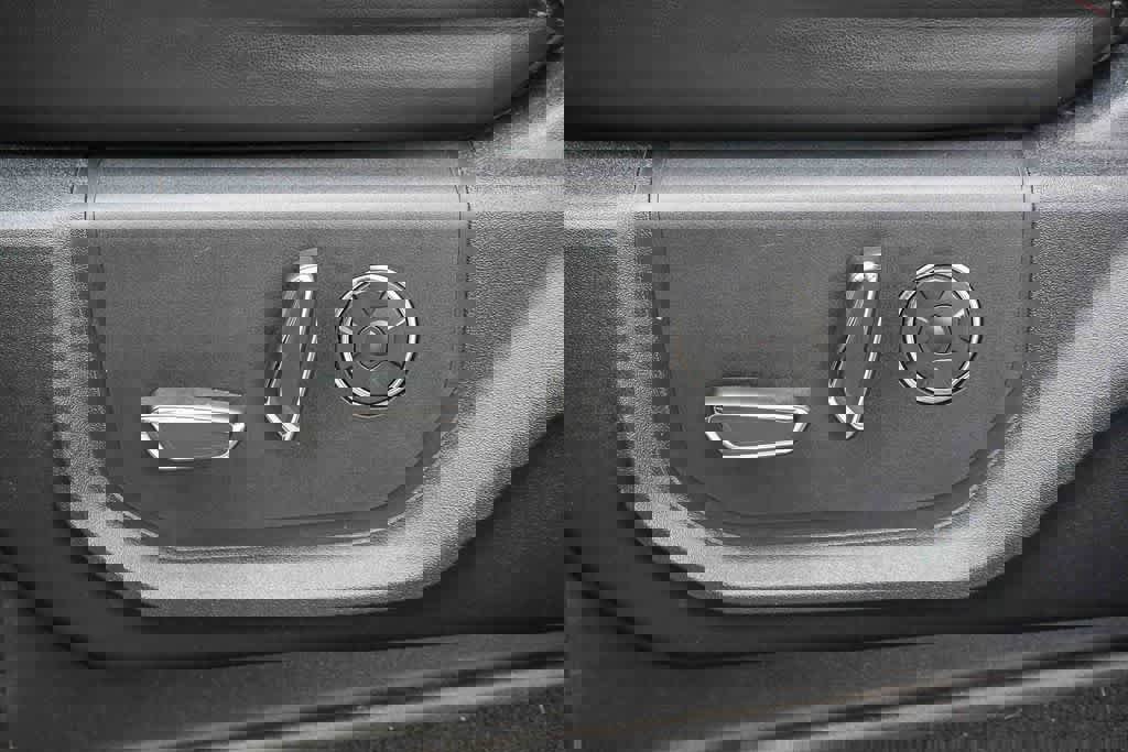 Used 2021 Ford F450 Platinum w/ FX4 Off-Road Package image 22