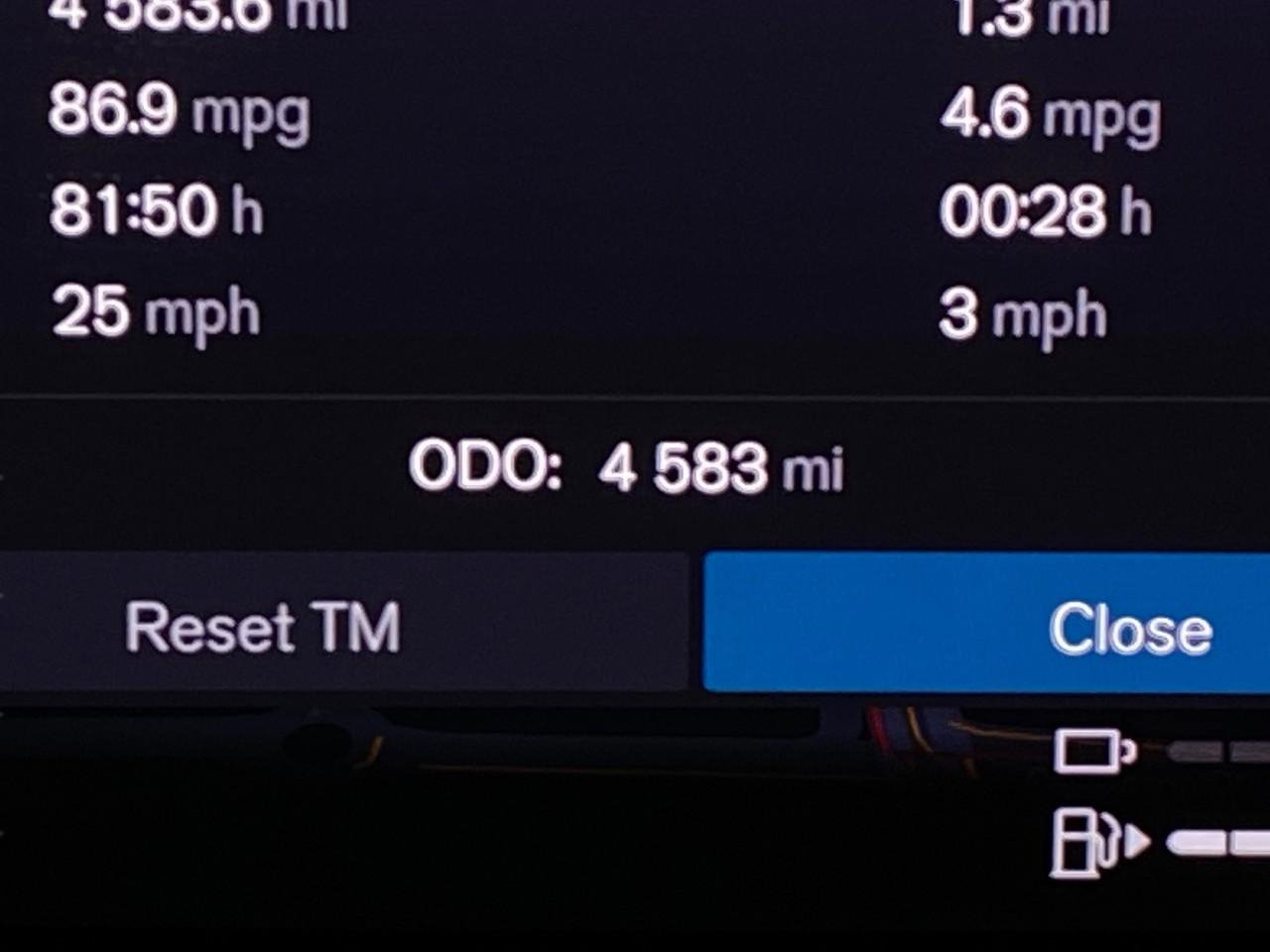 Used 2024 Volvo XC60 T8 Plus w/ Climate Package image 17