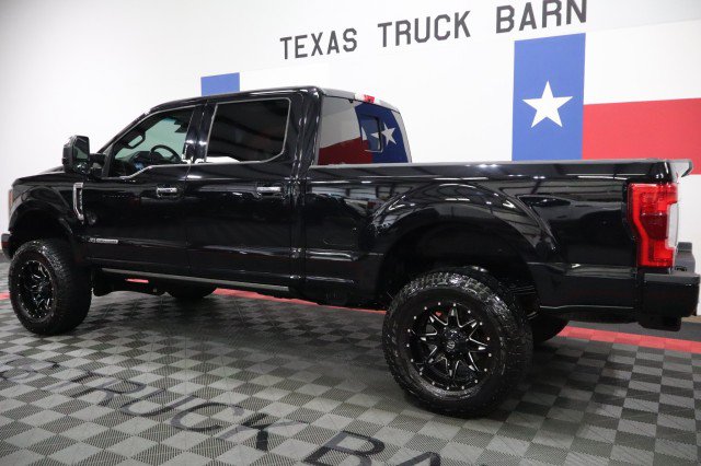 Used 2019 Ford F250 Platinum w/ Platinum Ultimate Package AWD/4WD image 5