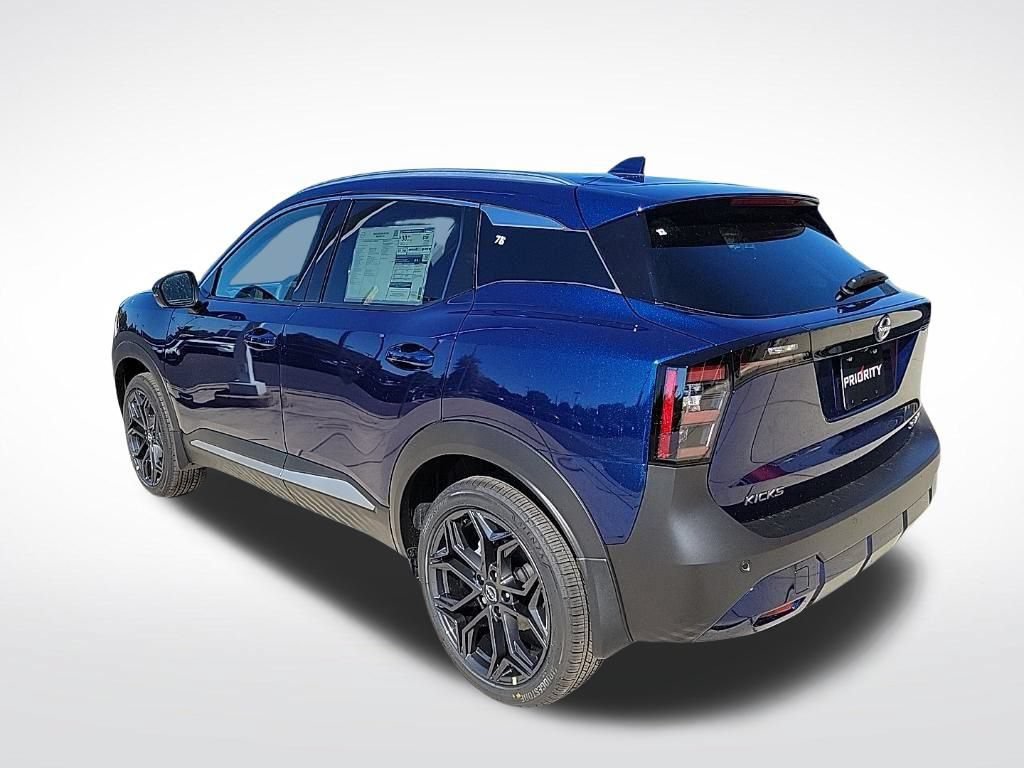 New 2025 Nissan Kicks SR w/ SR Premium Package AWD/4WD image 3