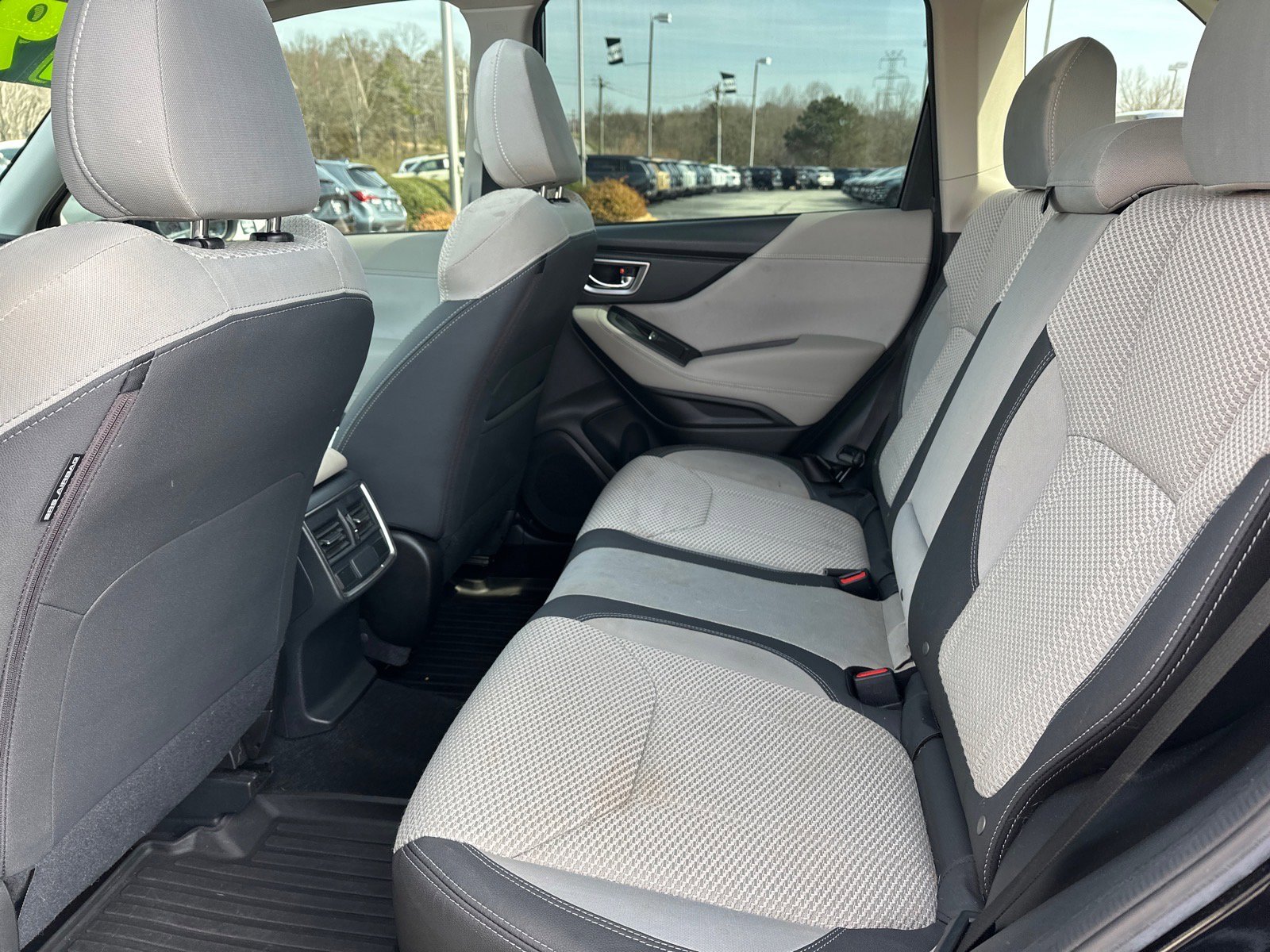 Used 2019 Subaru Forester Premium w/ All-Weather Package image 8