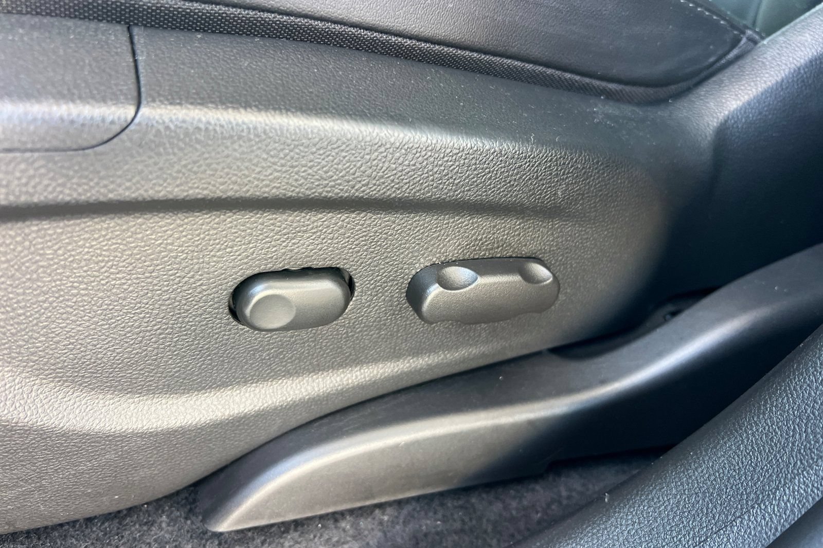 Used 2021 Buick Encore Preferred FWD image 17