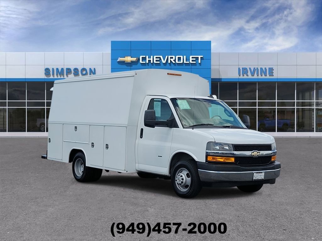 Used 2021 Chevrolet Express 3500 w/ Power Convenience Package RWD image 1