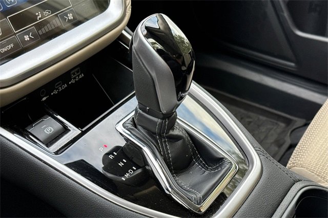 Used 2025 Subaru Outback Premium w/ Popular Package #1 image 25