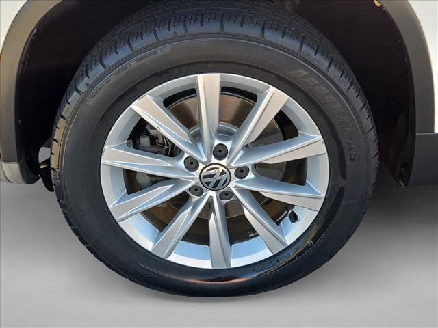 Used 2014 Volkswagen Tiguan SE FWD image 22