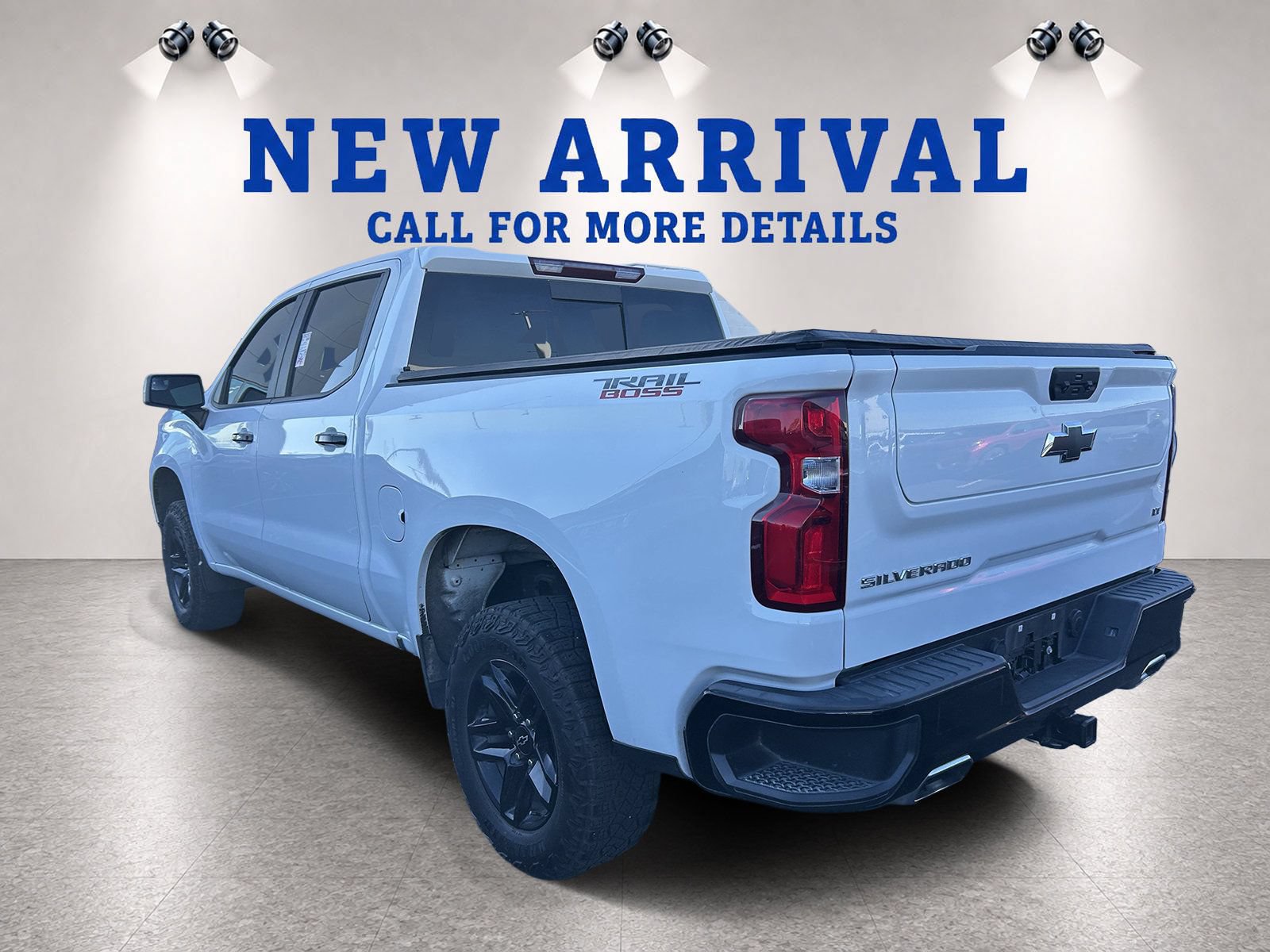 Used 2024 Chevrolet Silverado 1500 LT Trail Boss w/ Convenience Package II AWD/4WD image 6