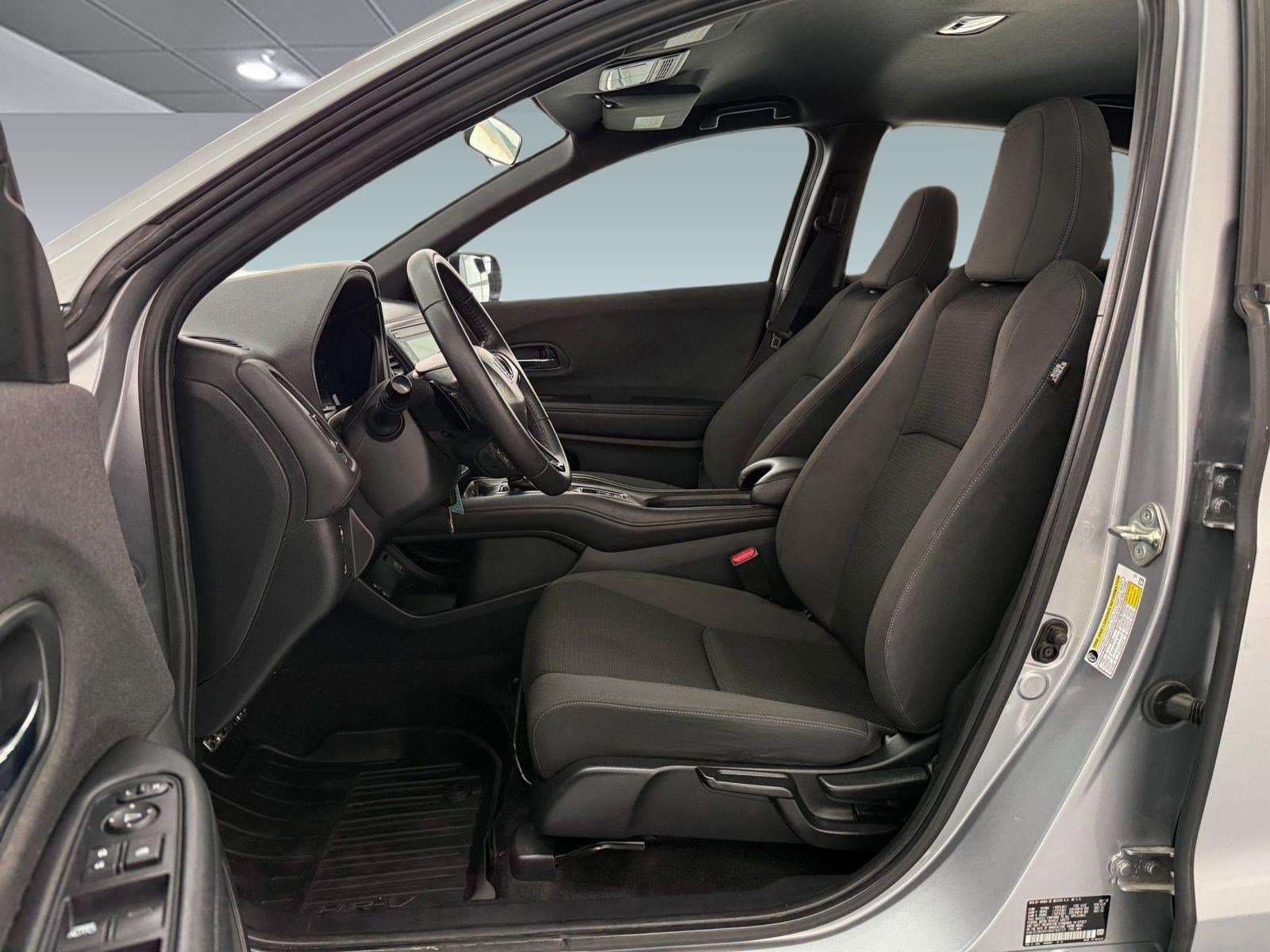 Used 2019 Honda HR-V Sport image 5