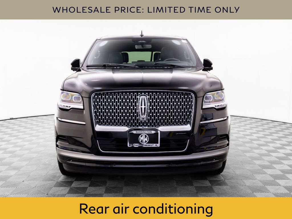 Used 2024 Lincoln Navigator Reserve AWD/4WD image 8