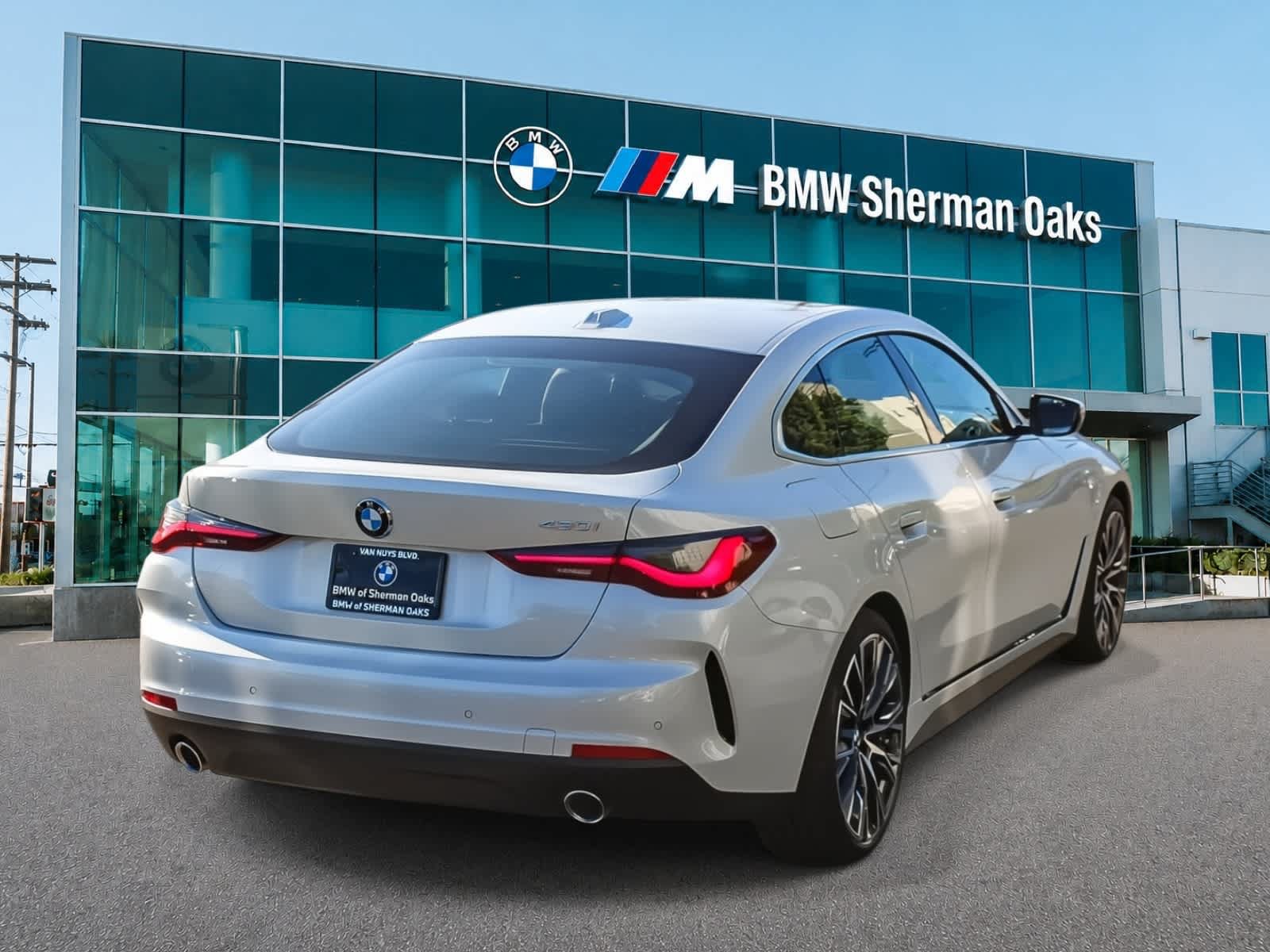 Used 2024 BMW 430i Gran Coupe w/ Convenience Package RWD image 4
