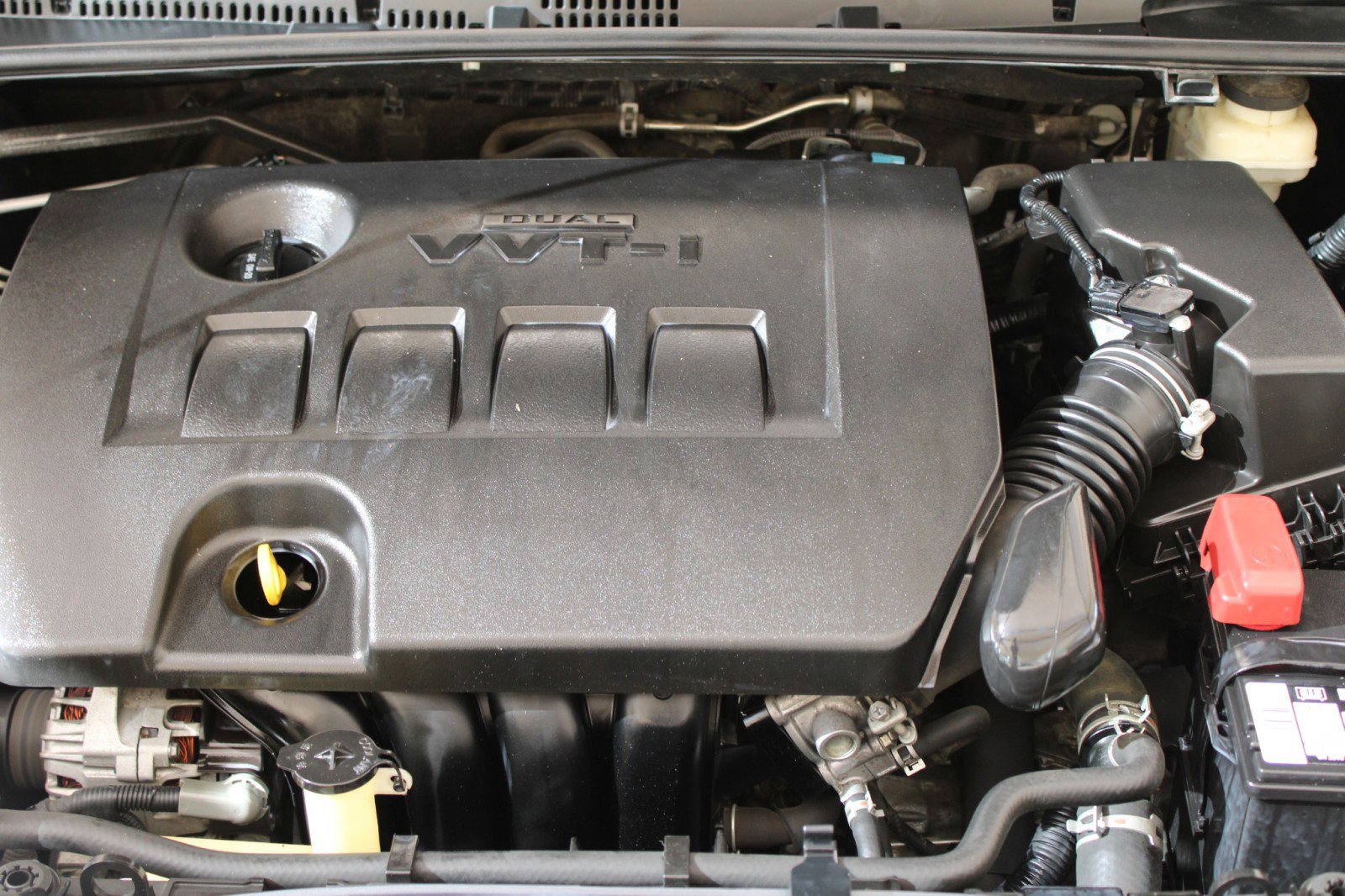 Used 2018 Toyota Corolla LE image 22