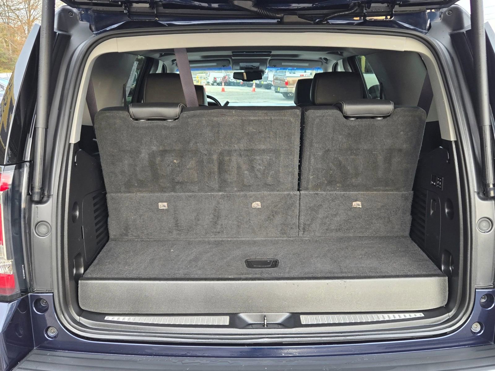 Used 2017 GMC Yukon Denali w/ Open Road Package image 13