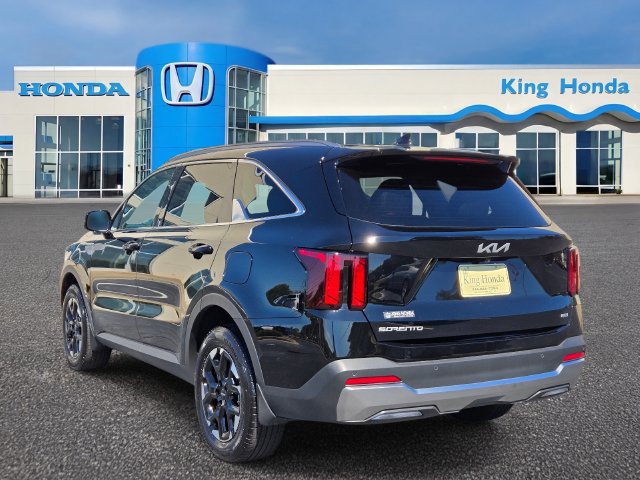 Used 2026 Kia Sorento S AWD/4WD image 11
