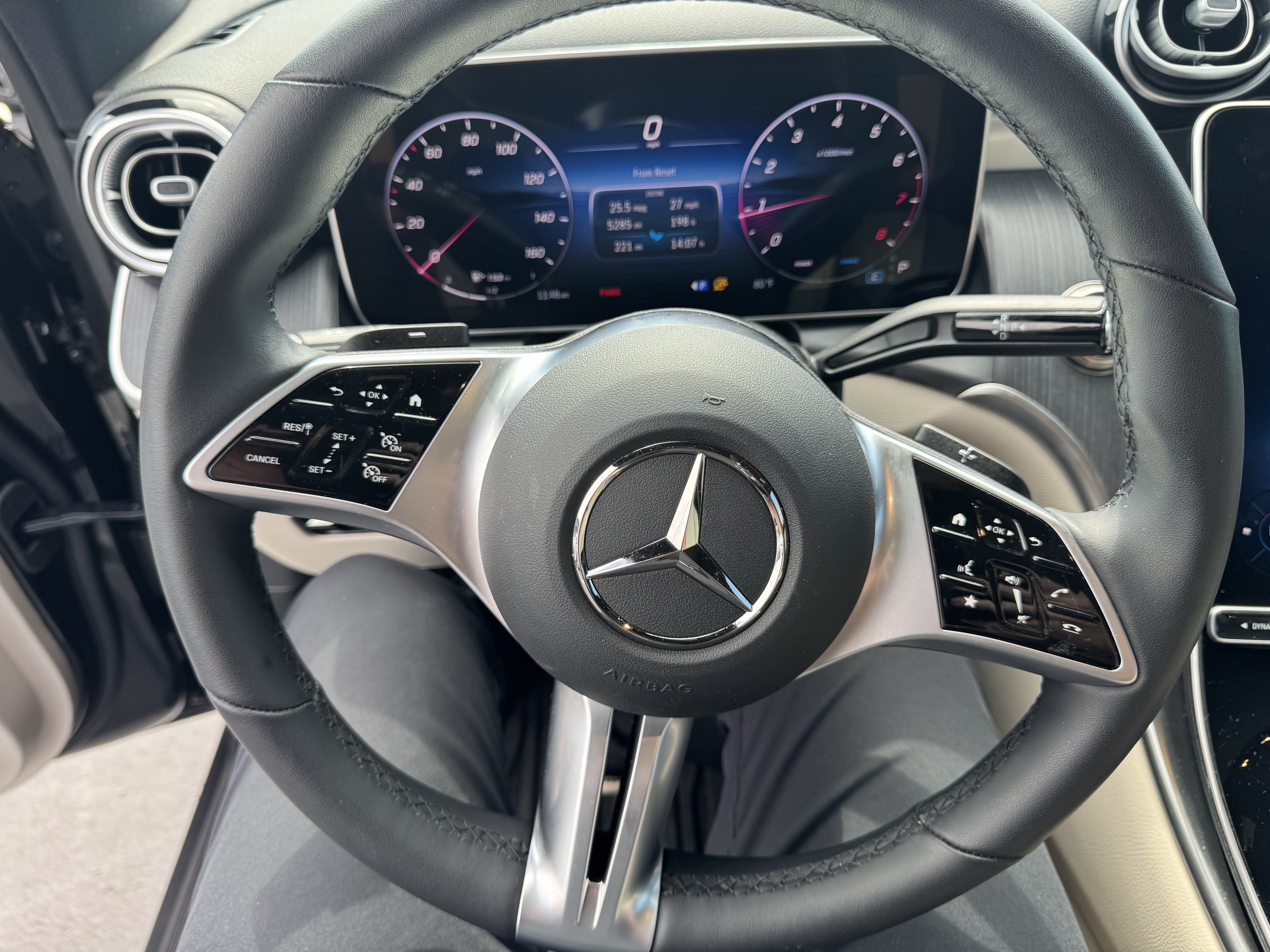 Certified 2026 Mercedes-Benz GLC 300 4MATIC image 18