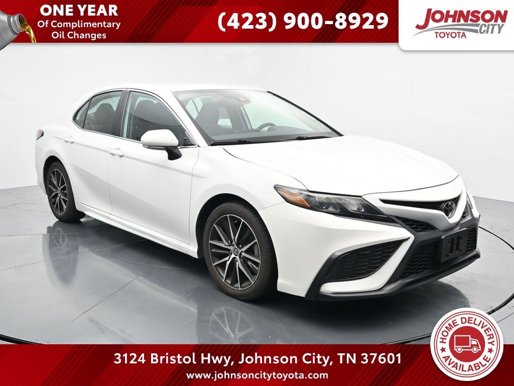 Used 2024 Toyota Camry SE