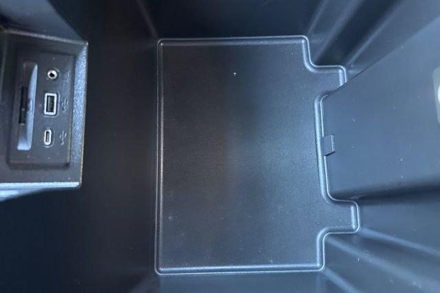 Used 2023 GMC Sierra 2500 Denali w/ Denali Ultimate Package image 33