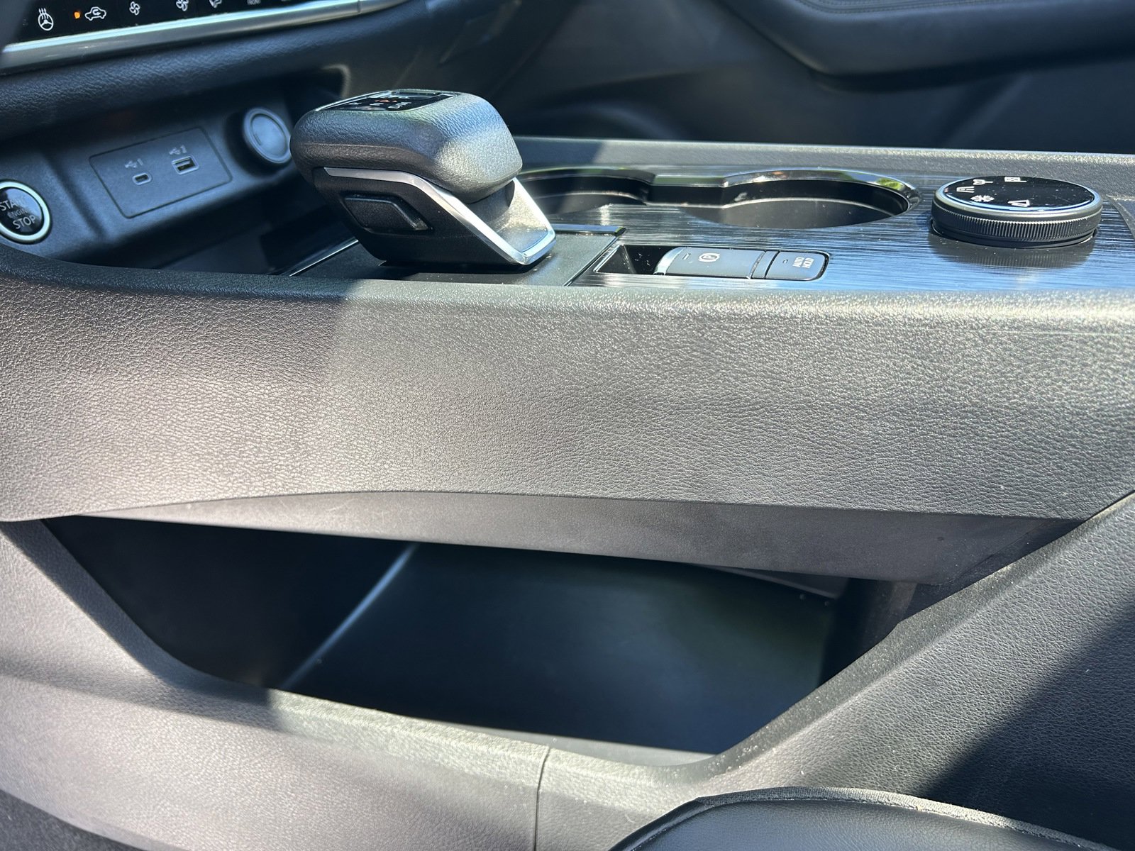 Used 2021 Nissan Rogue SV w/ Premium Package image 24