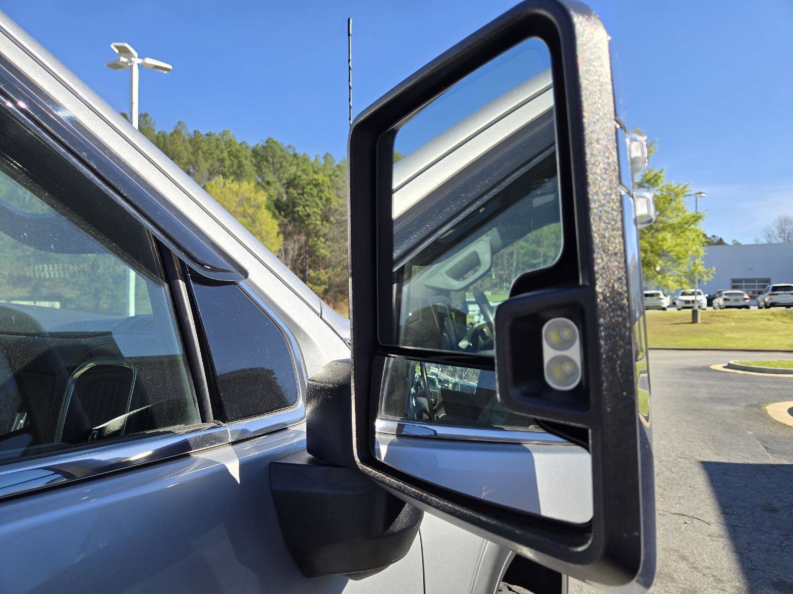 Used 2022 GMC Sierra 2500 SLT w/ SLT Convenience Package image 13