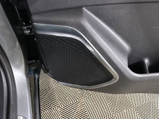 Used 2024 GMC Acadia Denali w/ Super Cruise Package image 29