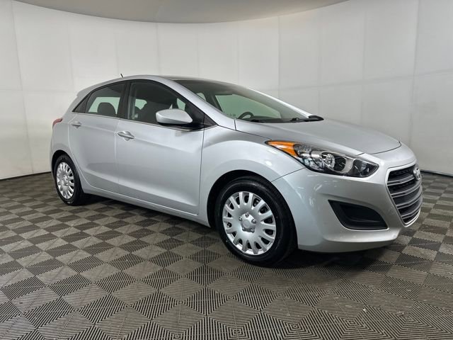 Used 2017 Hyundai Elantra GT video 2