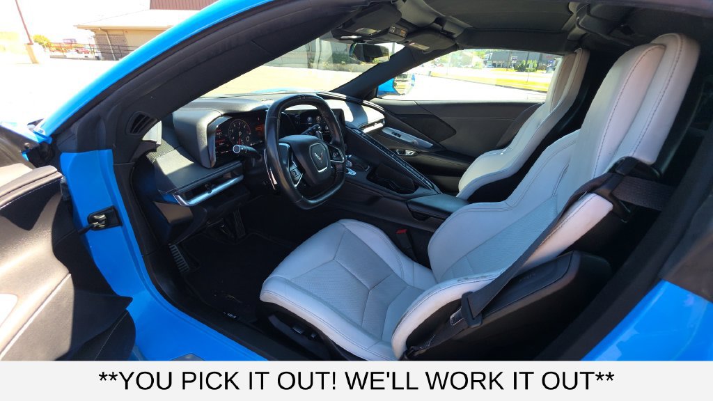 Used 2021 Chevrolet Corvette Stingray Coupe w/ Z51 Performance Package RWD image 21