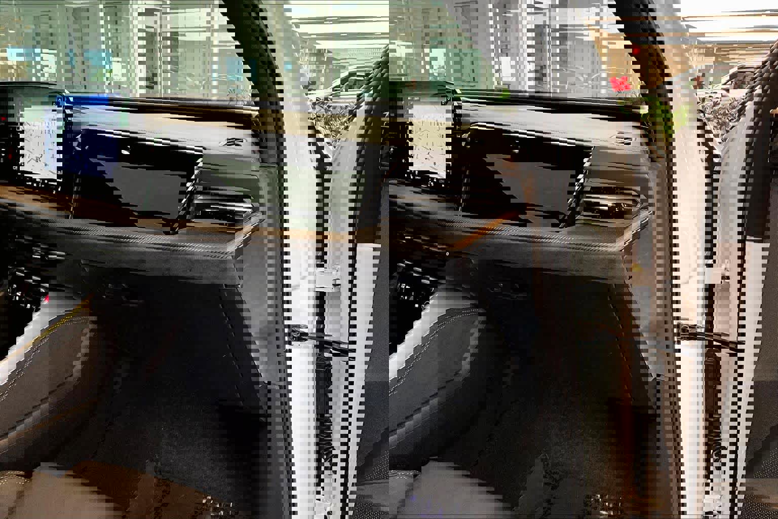 Used 2025 Audi SQ5 Premium Plus image 18