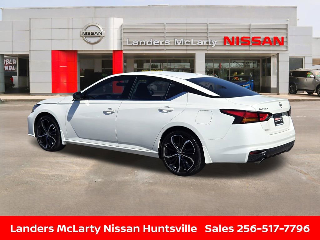 Used 2025 Nissan Altima 2.5 SR image 6
