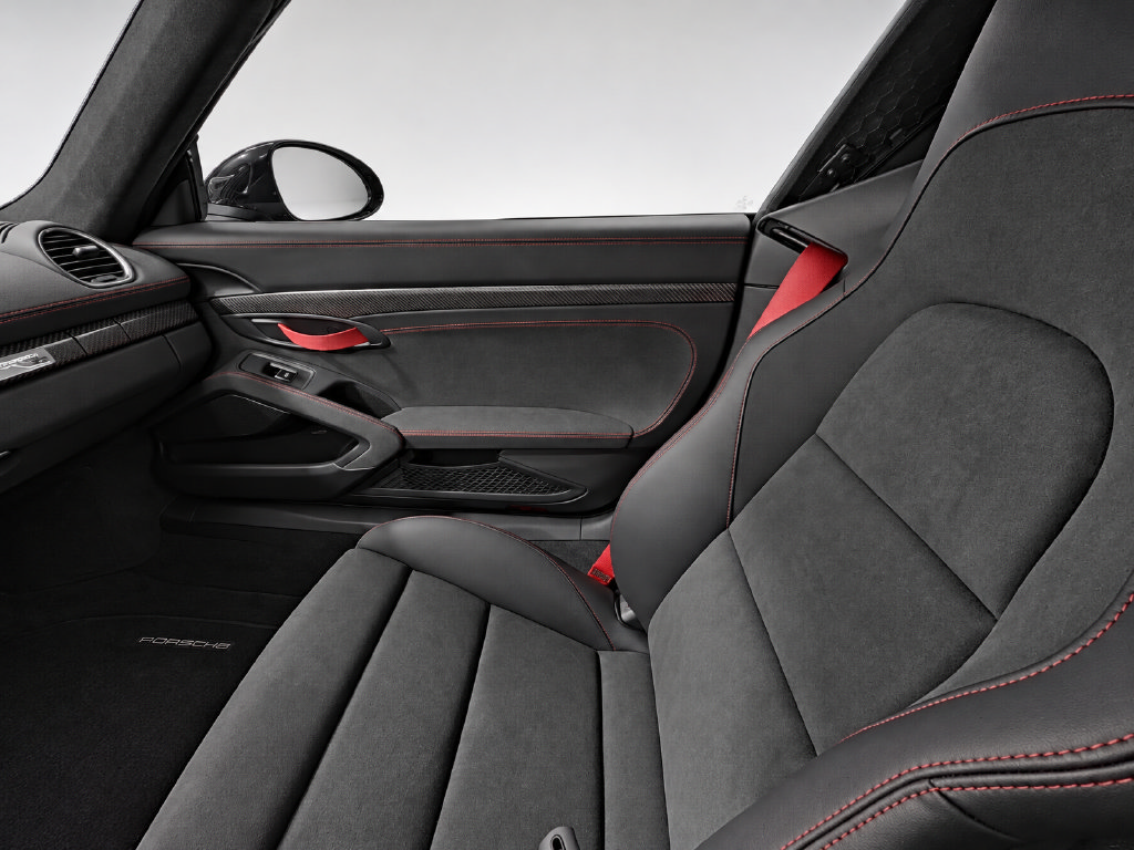 Certified 2025 Porsche 718 Boxster Spyder RS RWD image 15