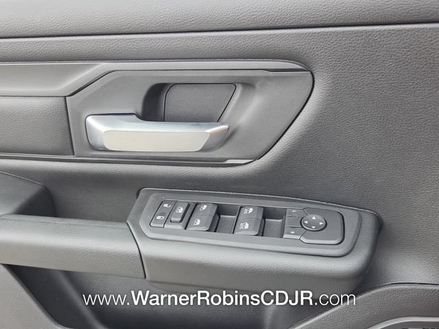 New 2026 RAM 1500 Express AWD/4WD image 30