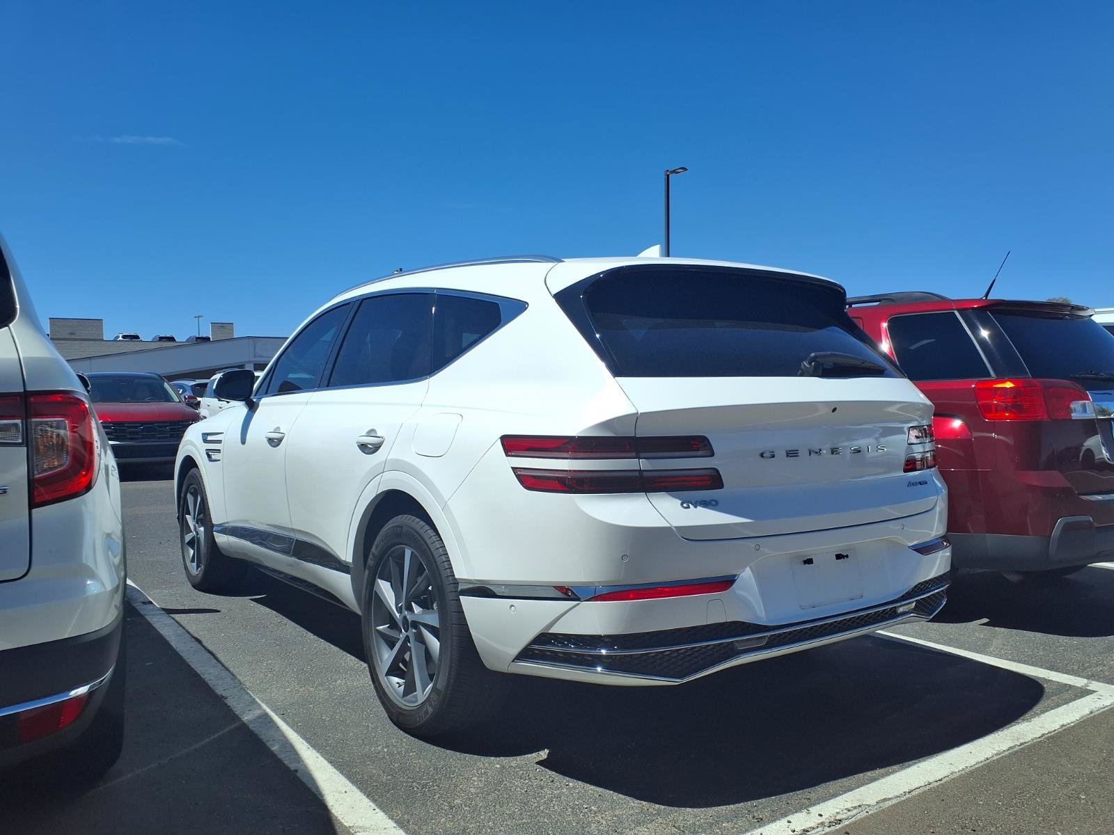 Certified 2025 Genesis GV80 3.5T Advanced AWD/4WD image 4