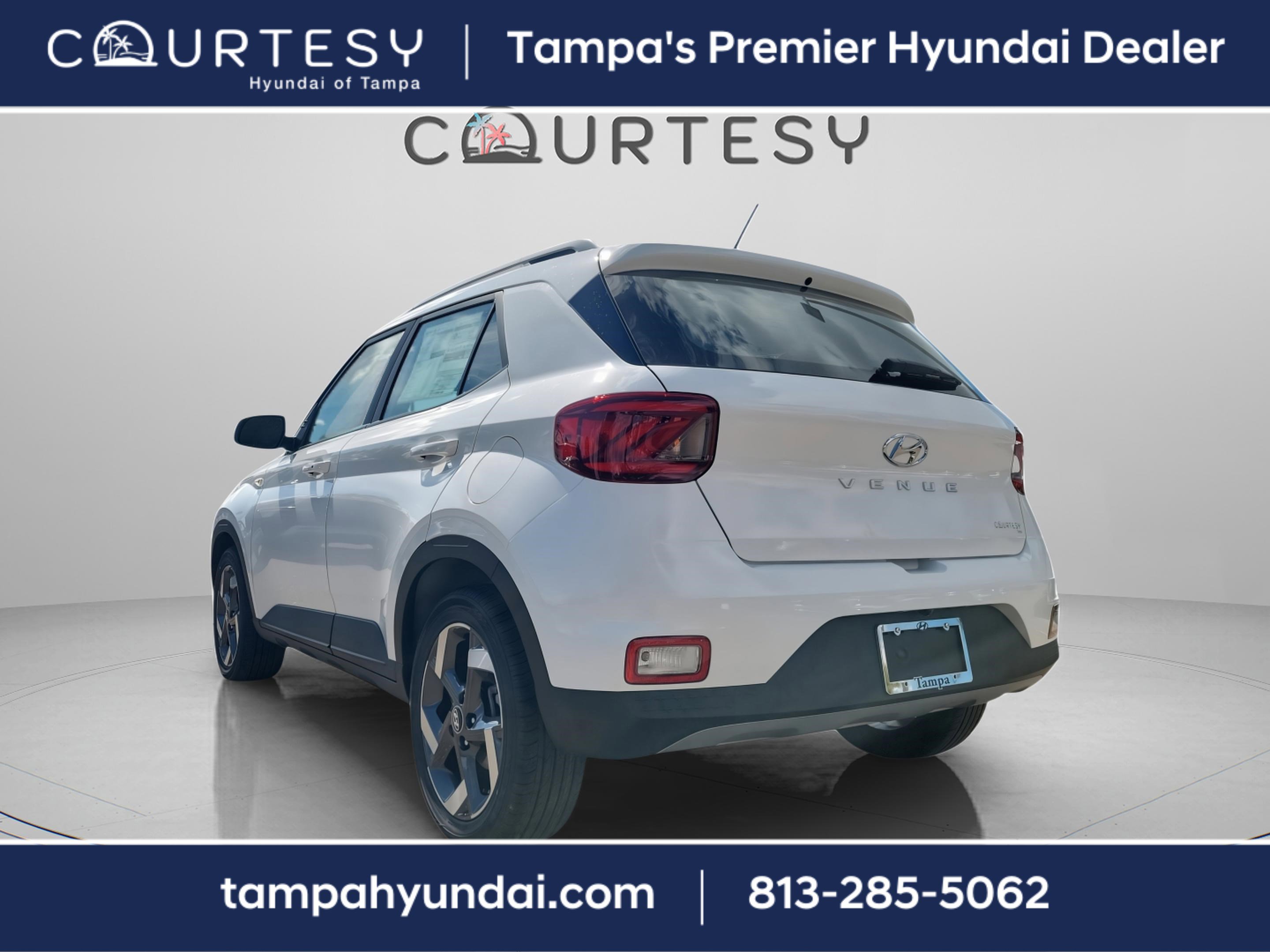 New 2026 Hyundai Venue SEL image 2