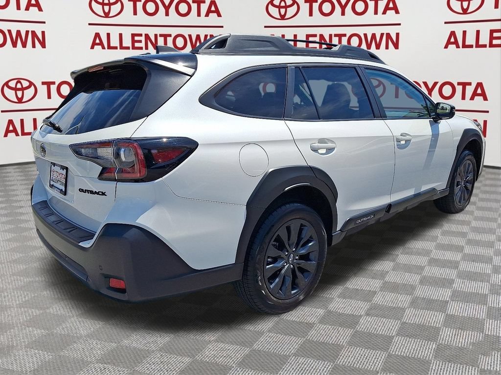 Used 2025 Subaru Outback Onyx Edition AWD/4WD image 8