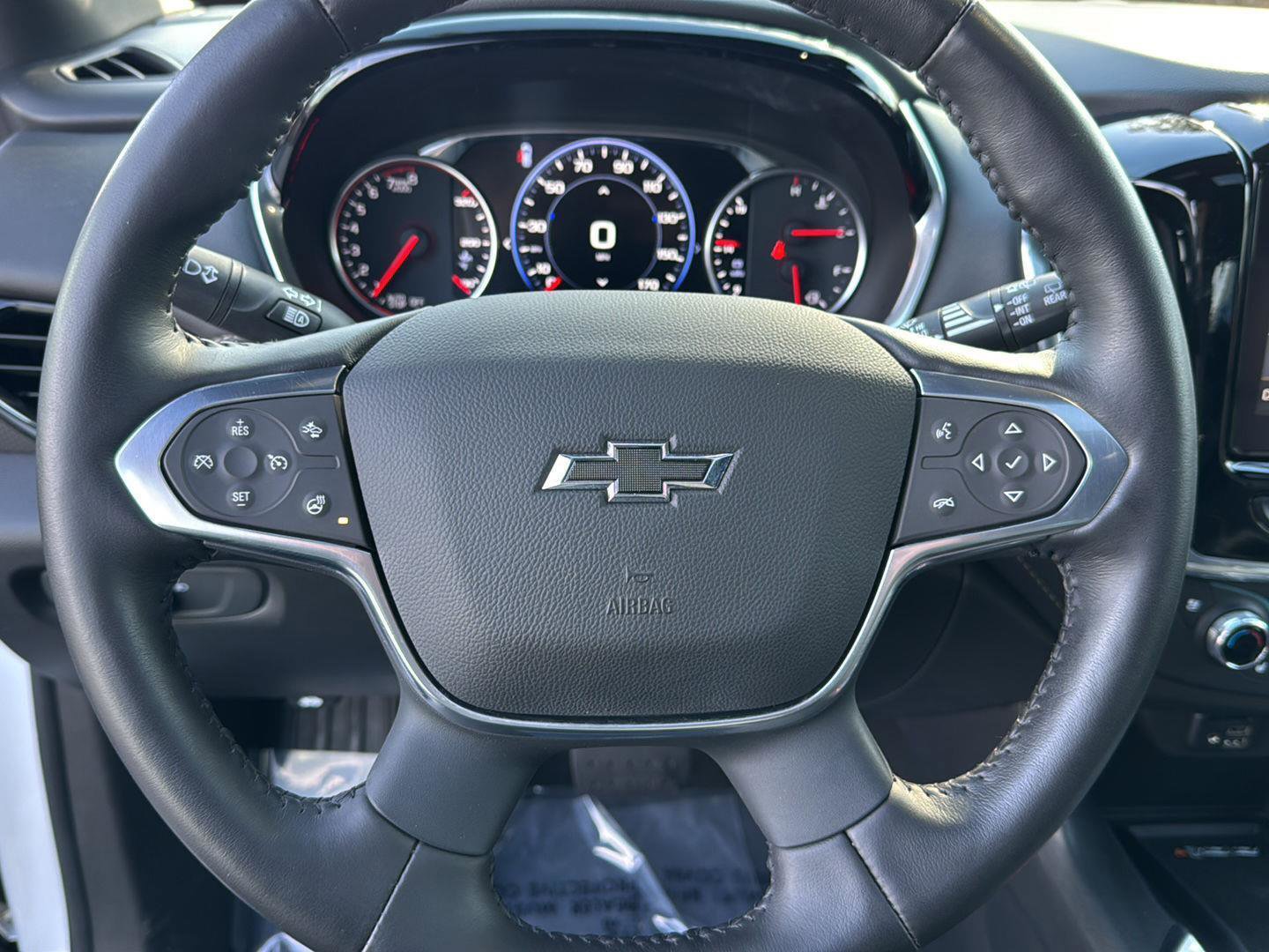 Certified 2022 Chevrolet Traverse Premier w/ Redline Edition image 17