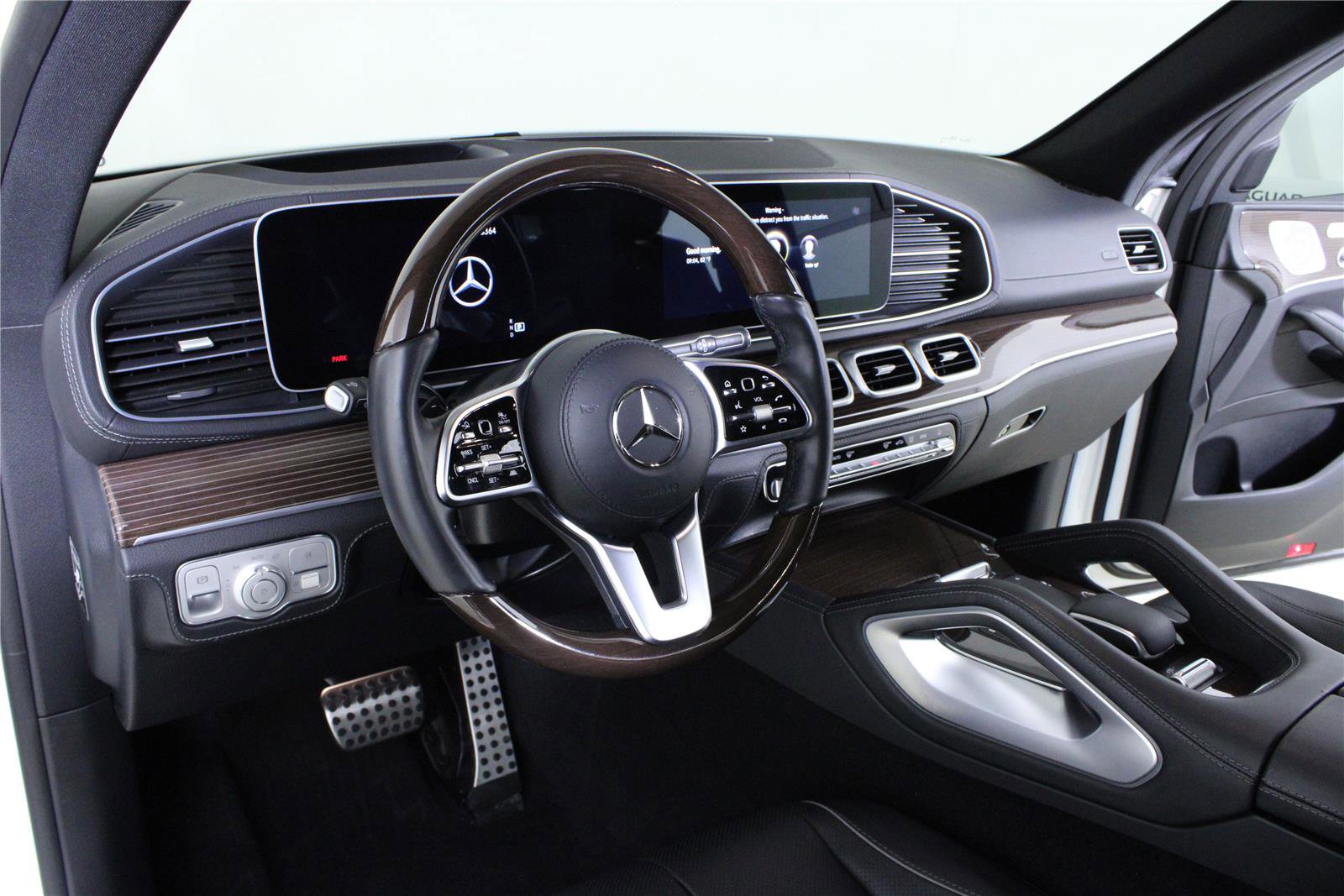 Used 2023 Mercedes-Benz GLS 450 4MATIC image 22