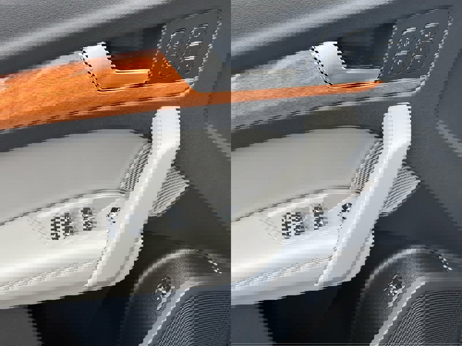 Used 2023 Audi Q5 2.0T Premium Plus w/ Premium Plus Package image 30