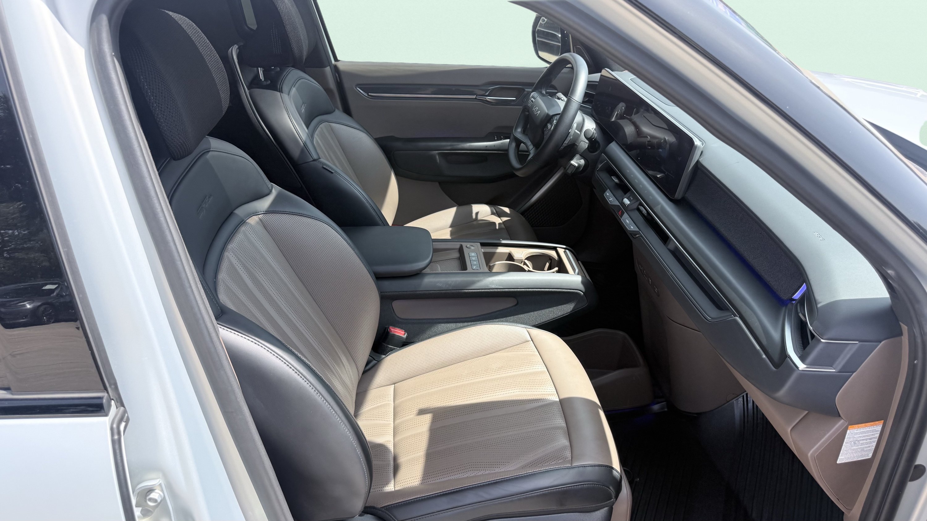 Used 2024 Kia EV9 GT-Line AWD/4WD image 54