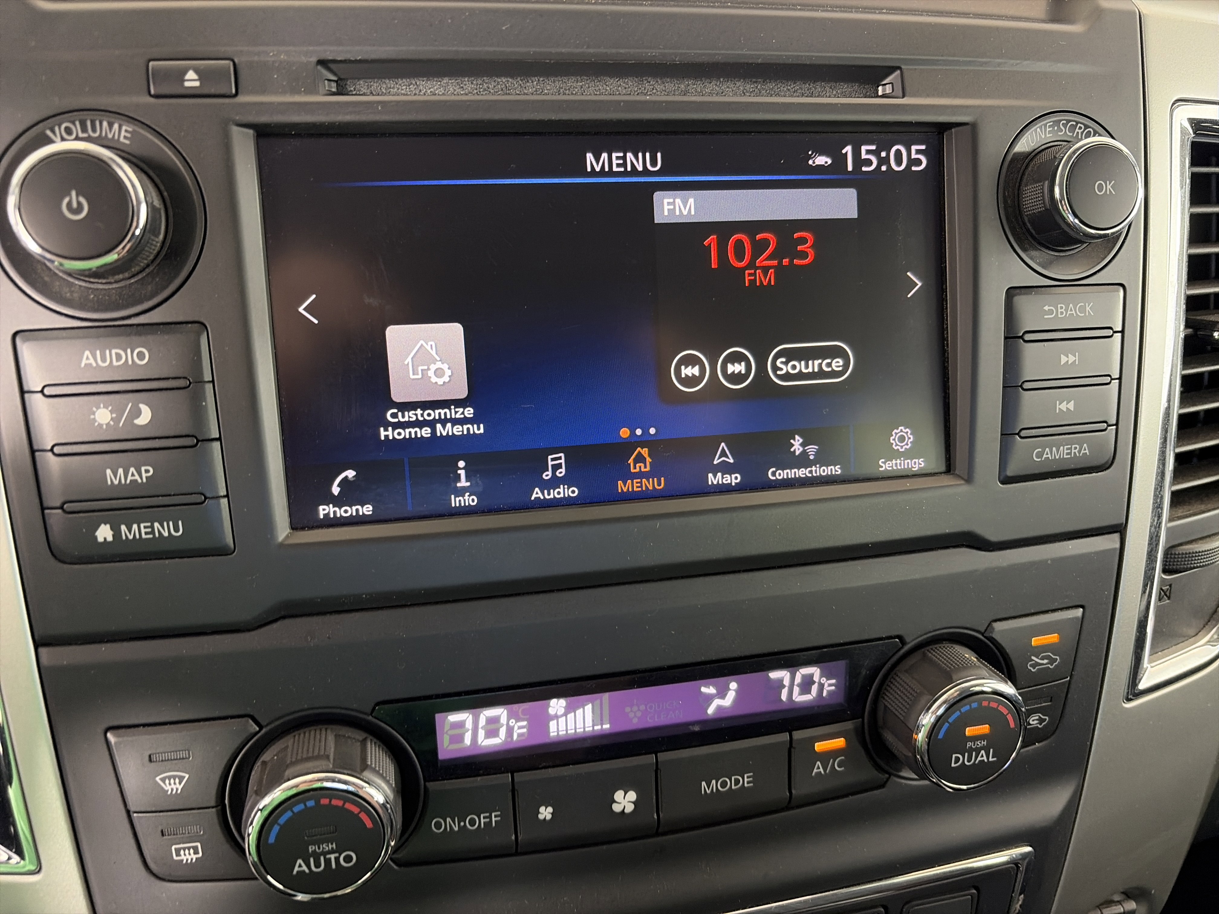 Used 2019 Nissan Titan PRO-4X w/ Pro-4x Convenience Package AWD/4WD image 21