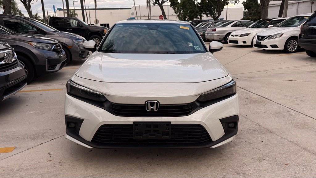 Used 2024 Honda Civic Touring image 2