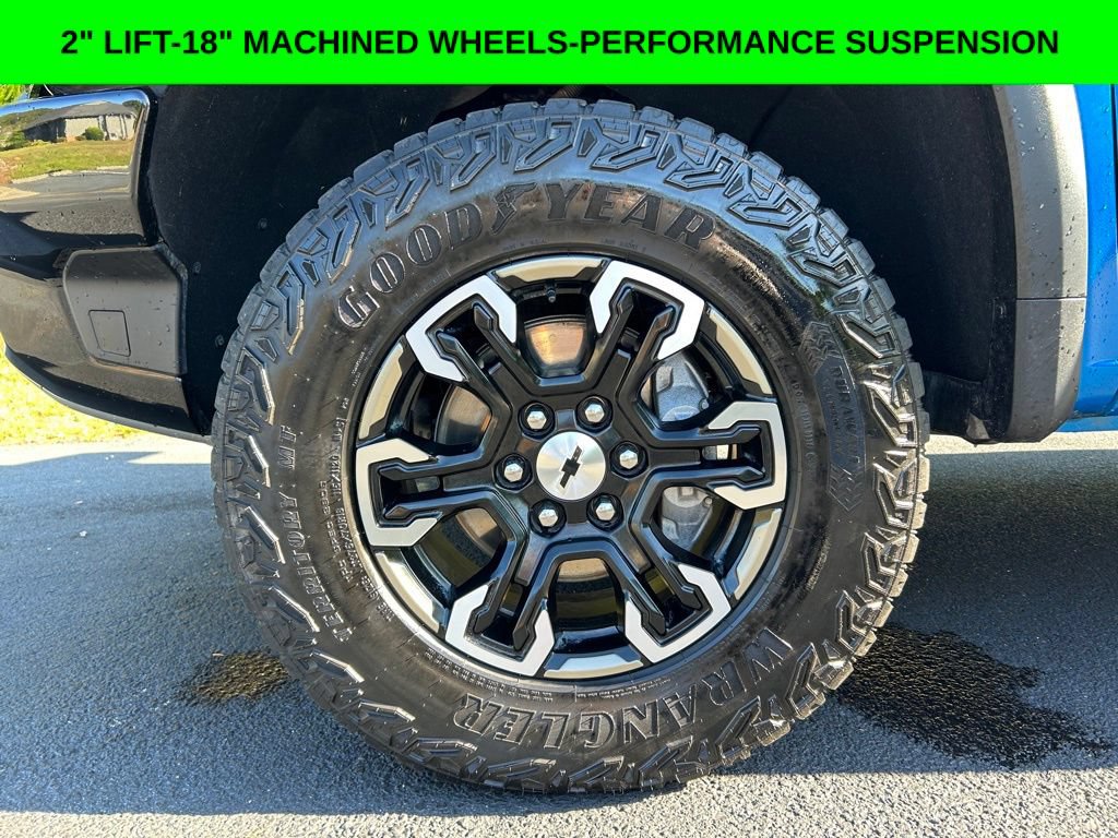 Used 2024 Chevrolet Silverado 1500 ZR2 w/ Technology Package AWD/4WD image 2