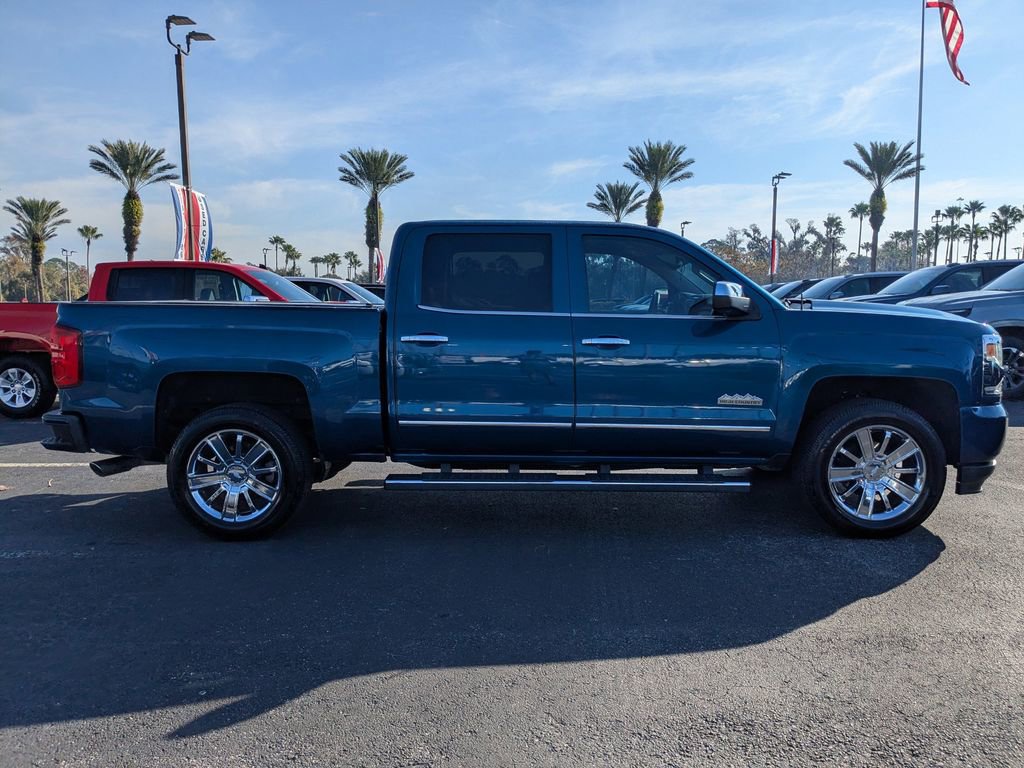 Used 2018 Chevrolet Silverado 1500 High Country image 3