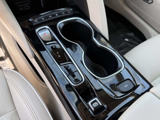 Used 2023 Buick Envision Avenir AWD/4WD image 18