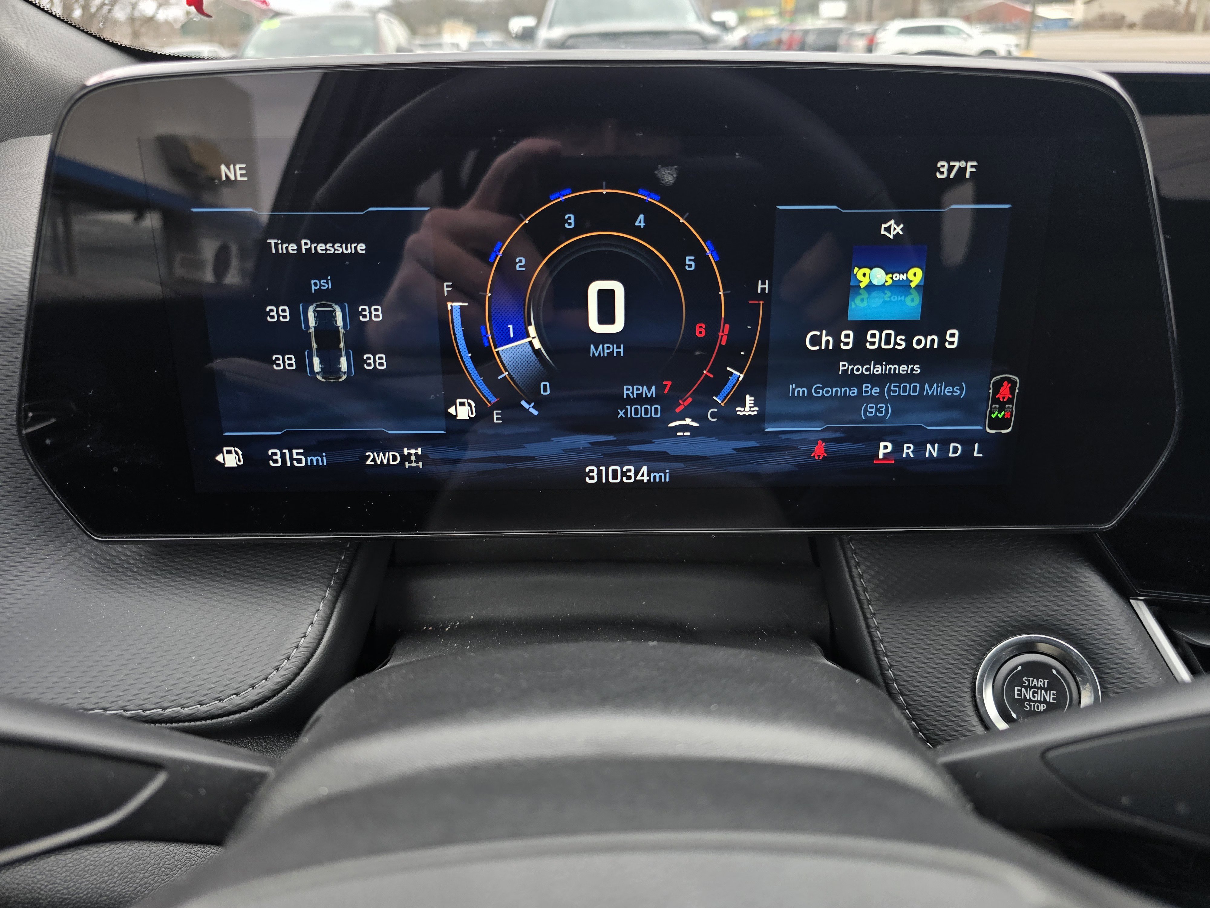 Used 2025 Chevrolet Equinox LT image 23