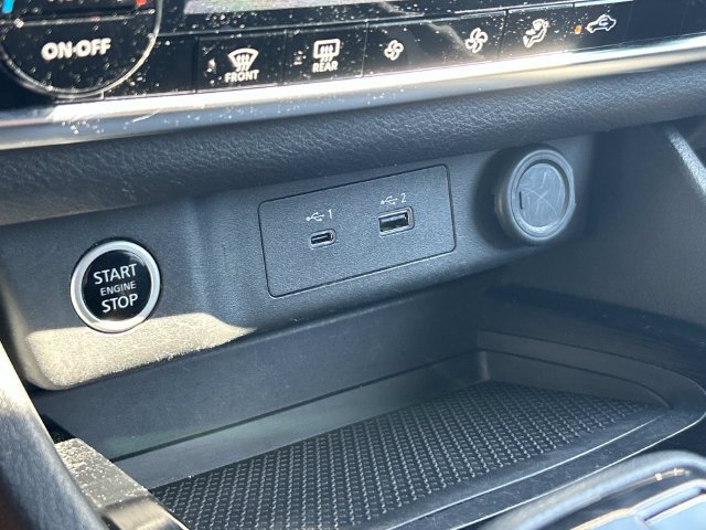 Used 2023 Nissan Rogue SV FWD image 27
