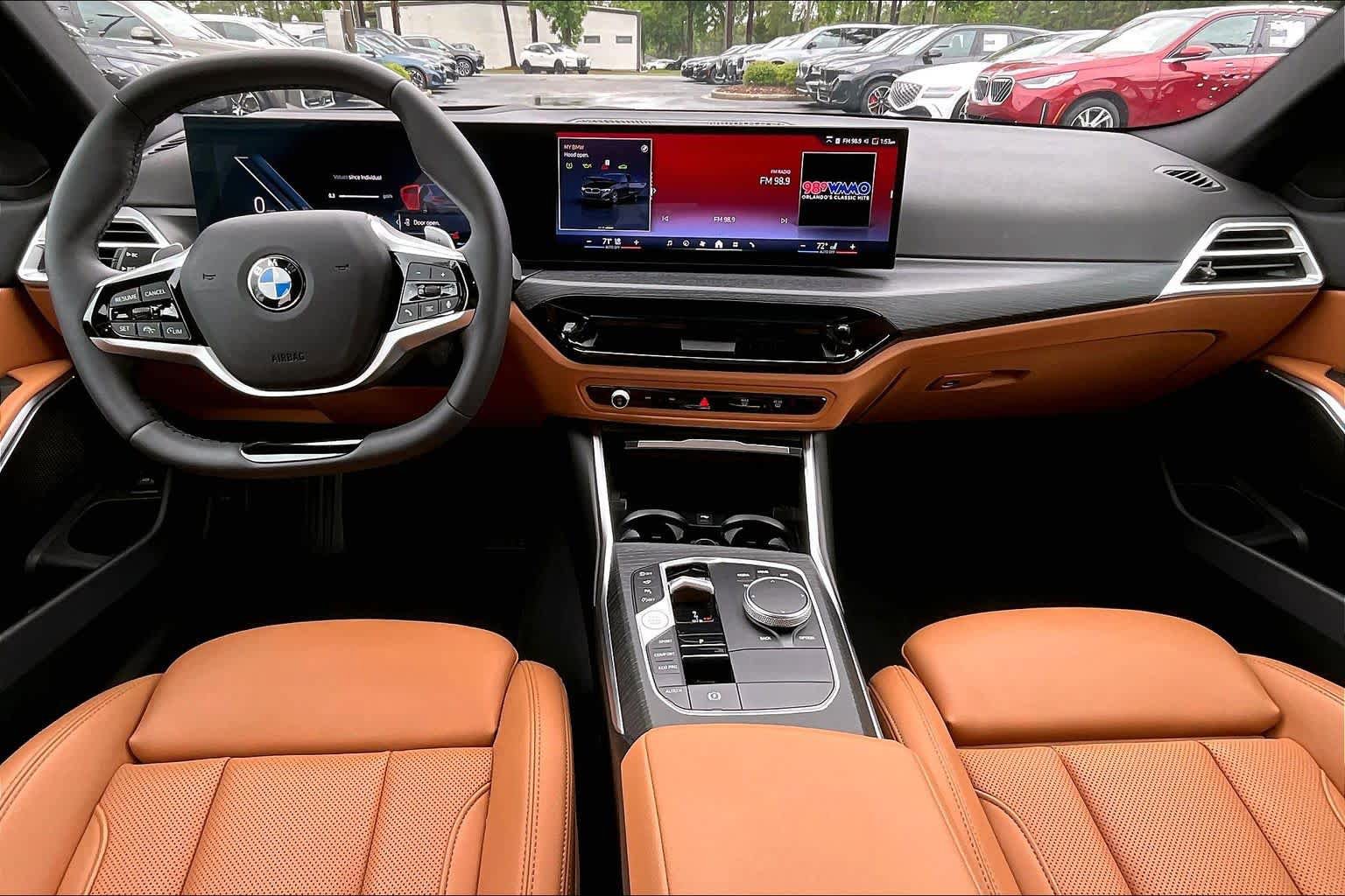 Certified 2025 BMW 330i Sedan RWD image 16