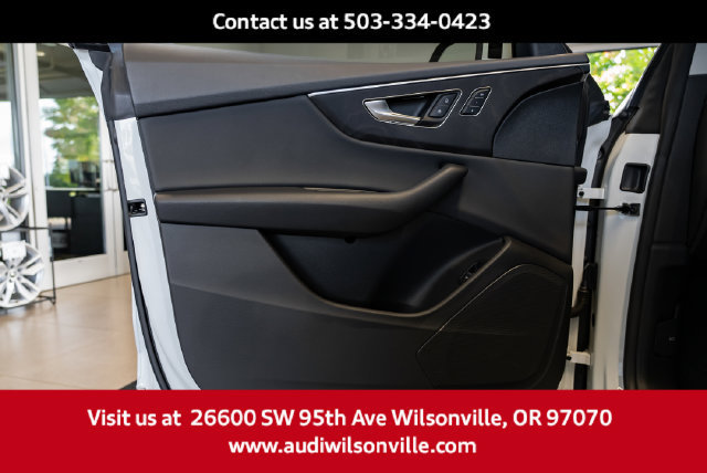 Used 2023 Audi Q8 Premium w/ Convenience Package AWD/4WD image 22